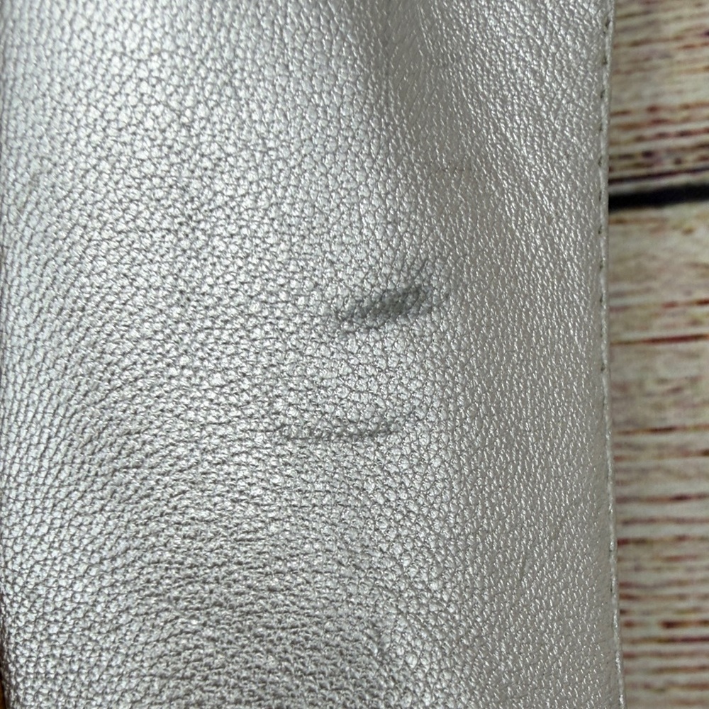 Kate Spade Metallic Silver Flats with Bow - Picture 8 of 10